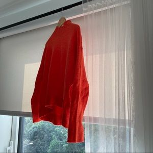 Uniqlo orange sweater